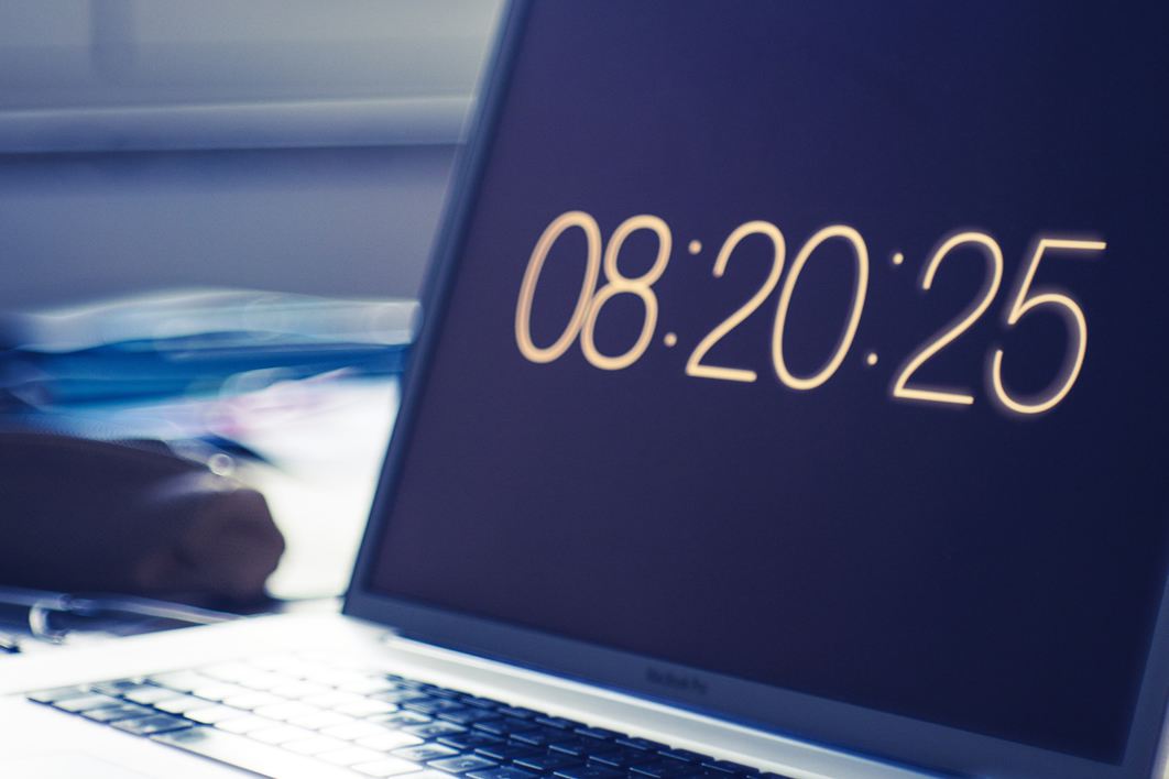 Laptop Clock on Screen Free Stock Photo - NegativeSpace