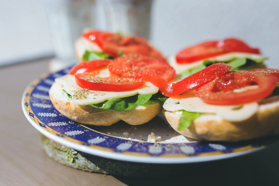 Cheese lettuce and Tomato Sandwich