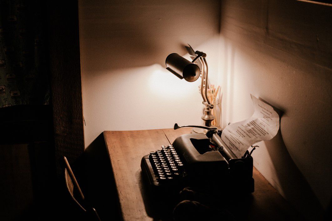 Vintage Typewriter Lamp Desk