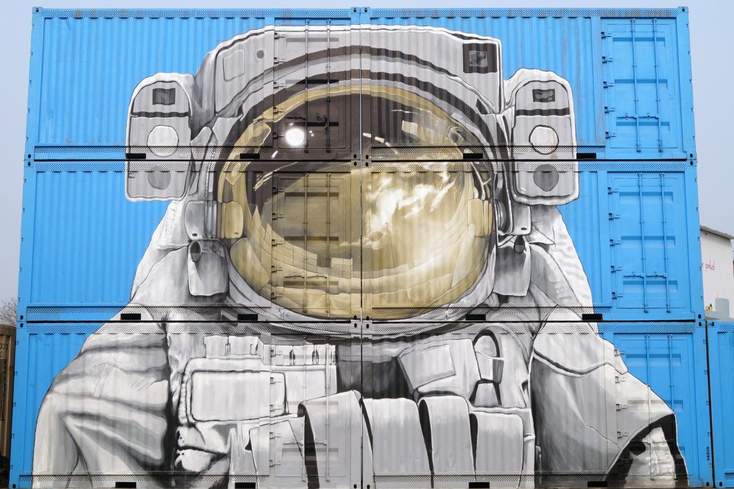 Astronaut Graffiti