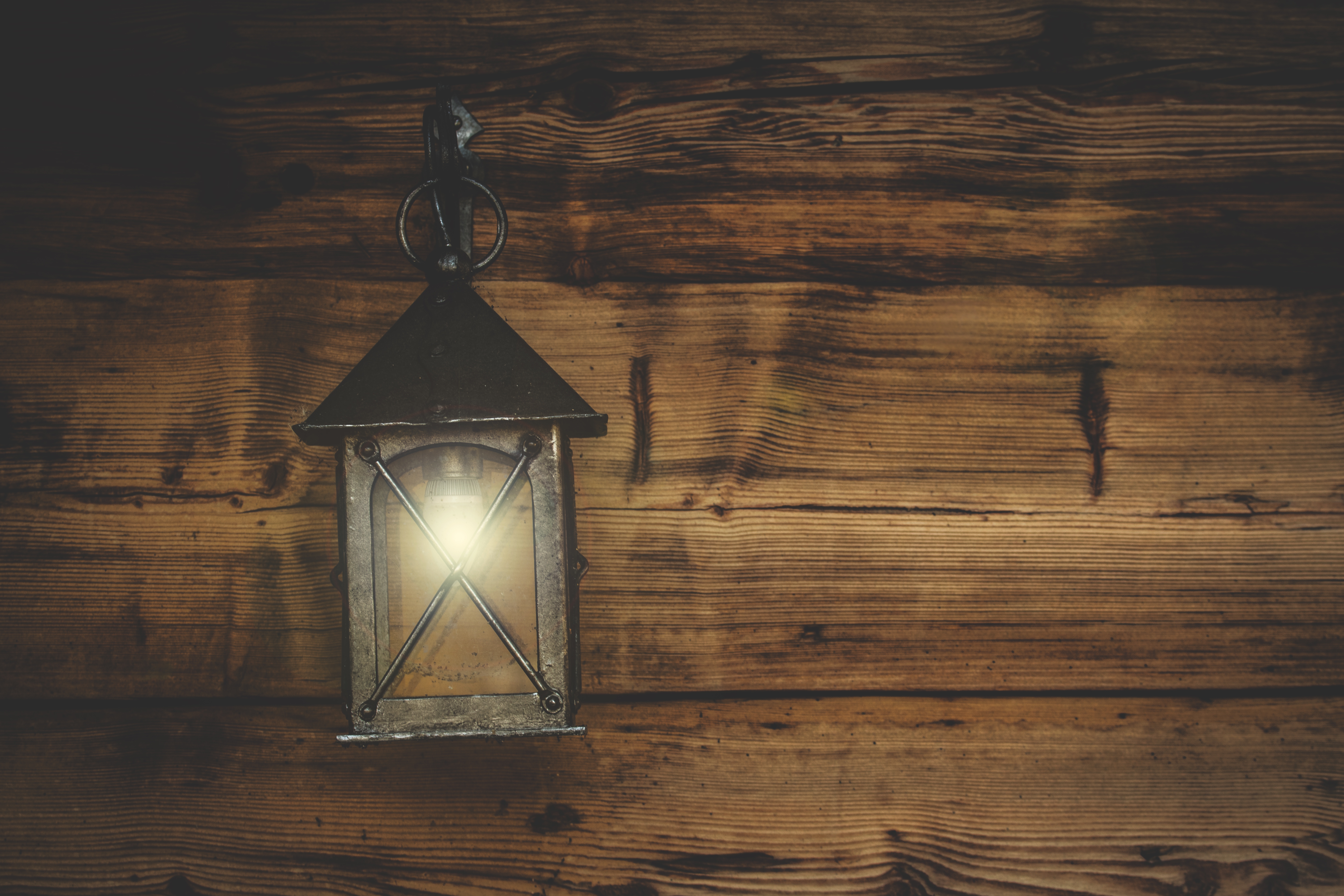 Lantern Light Rustic Wood