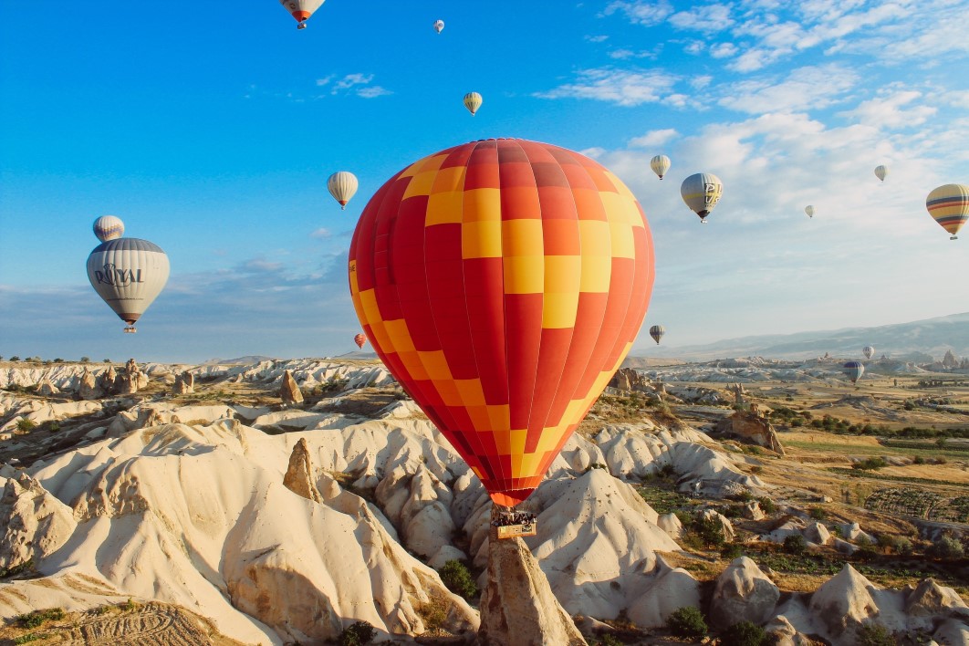 Hot Air Balloons Mountains