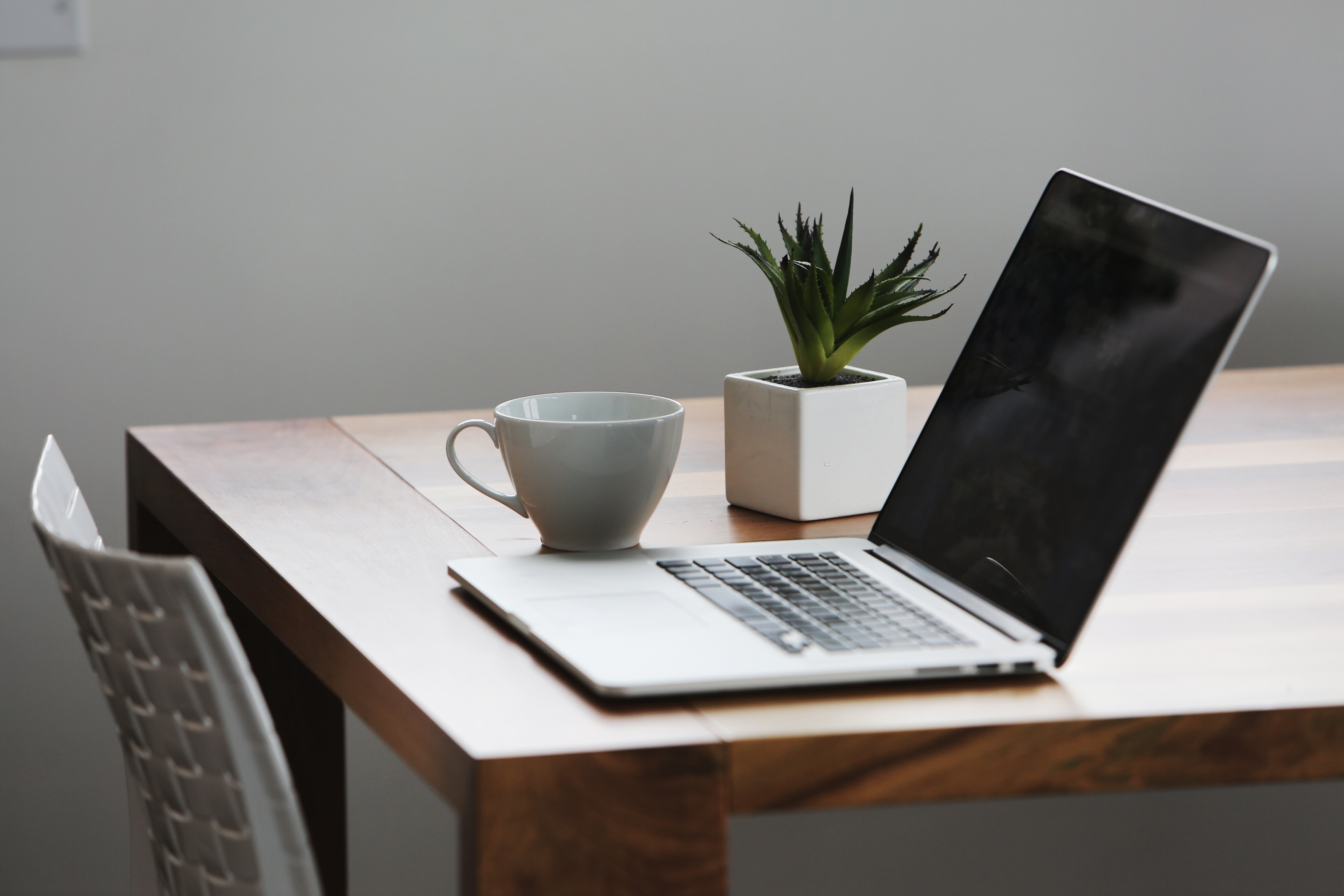 MacBook Laptop Coffee