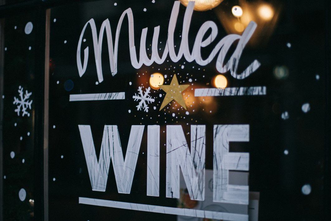 Mulled Wine Window Sign