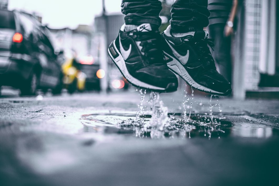 Nike Sneakers Man Jump