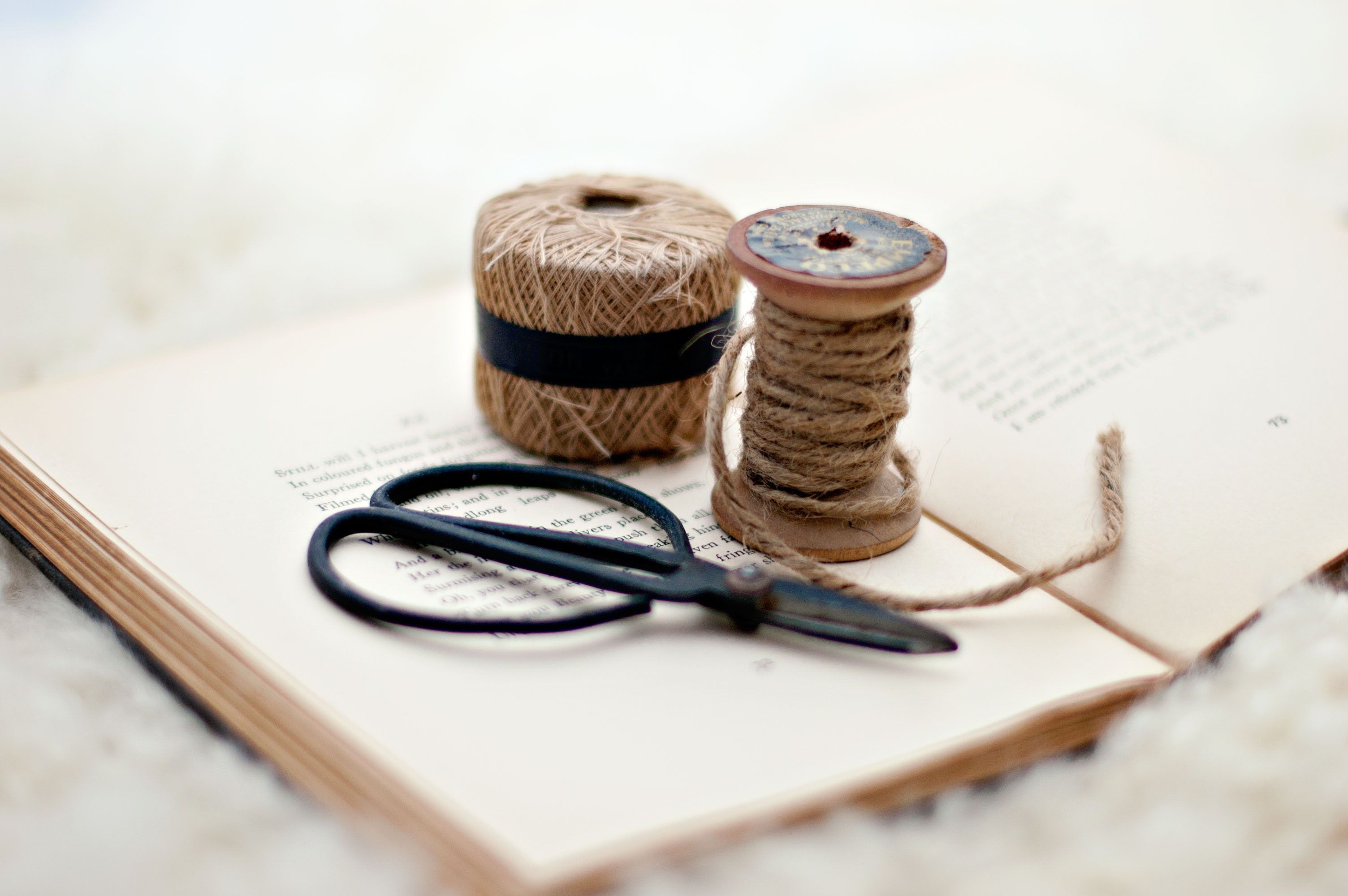 Old String Crafts Scissors