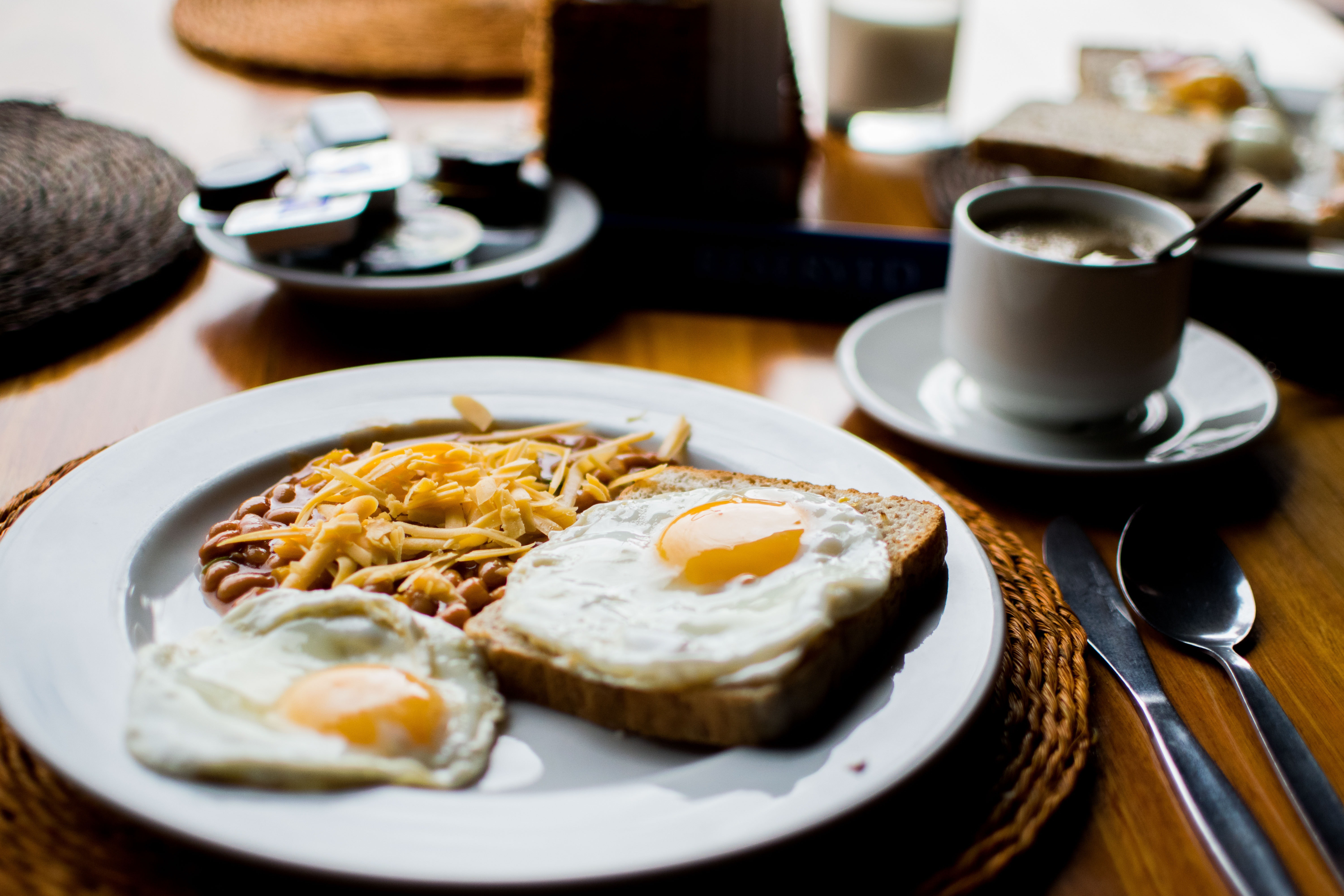 Fried Eggs Toast