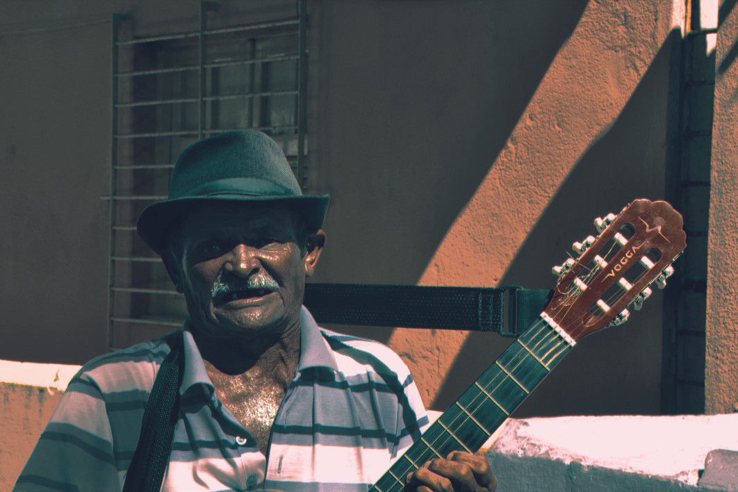 Old Guitar Player