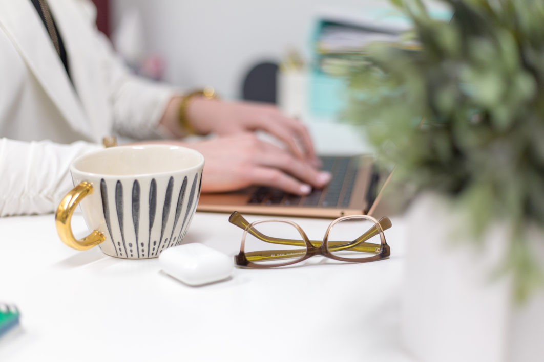 Glasses Desk