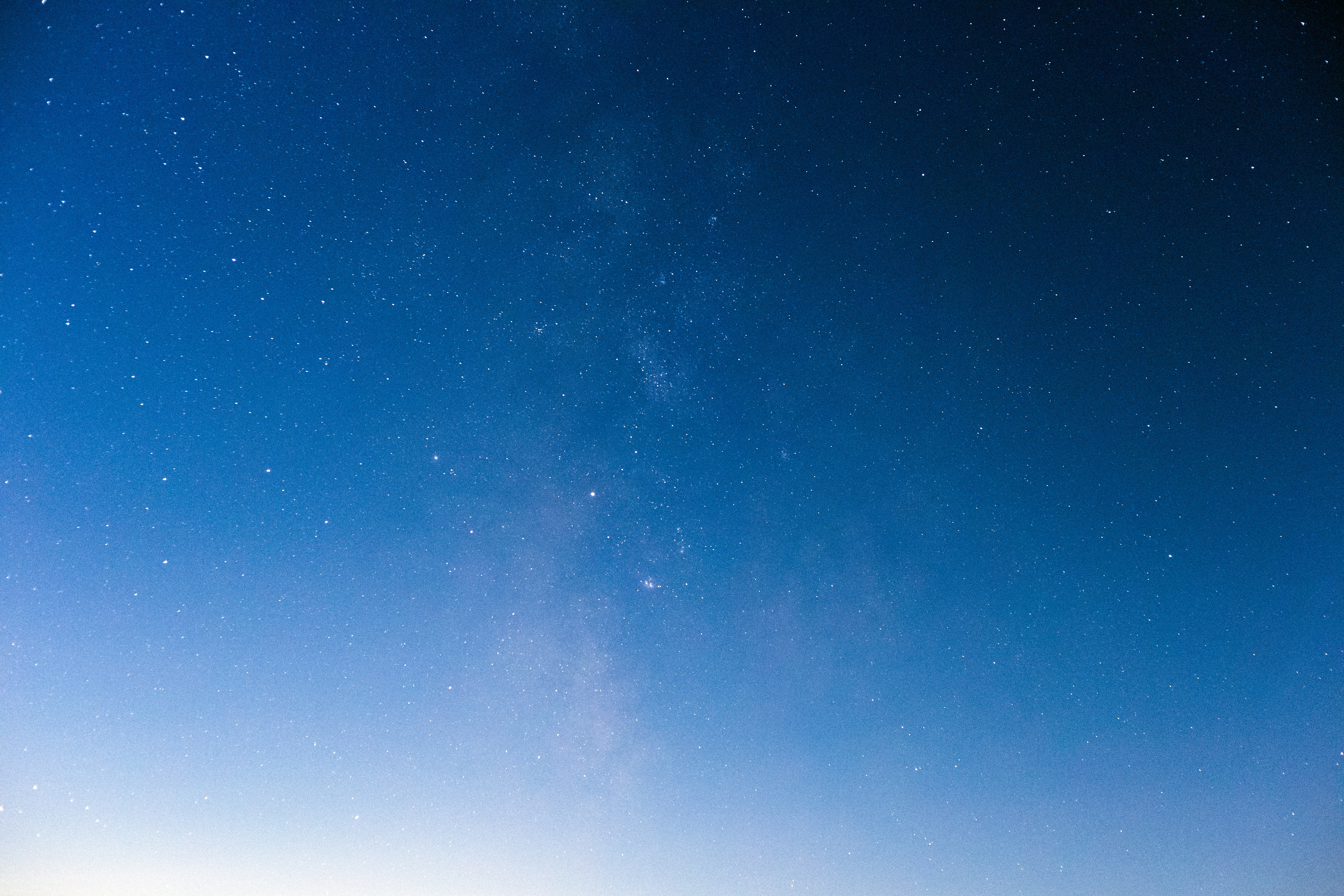 Premium Photo  Evening sky. a blue night sky with clouds.