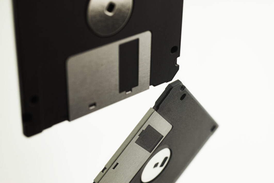 https://negativespace.co/wp-content/uploads/2021/05/negative-space-black-floppy-disk-1062x708.jpg