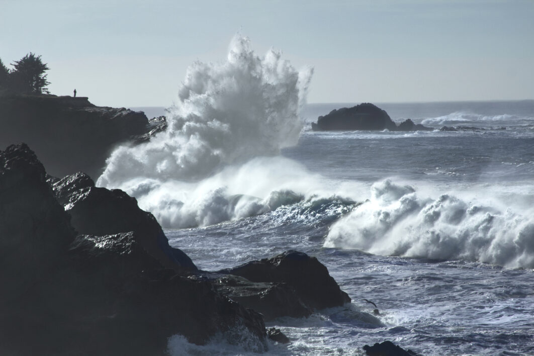 Waves Crashing Rocks
