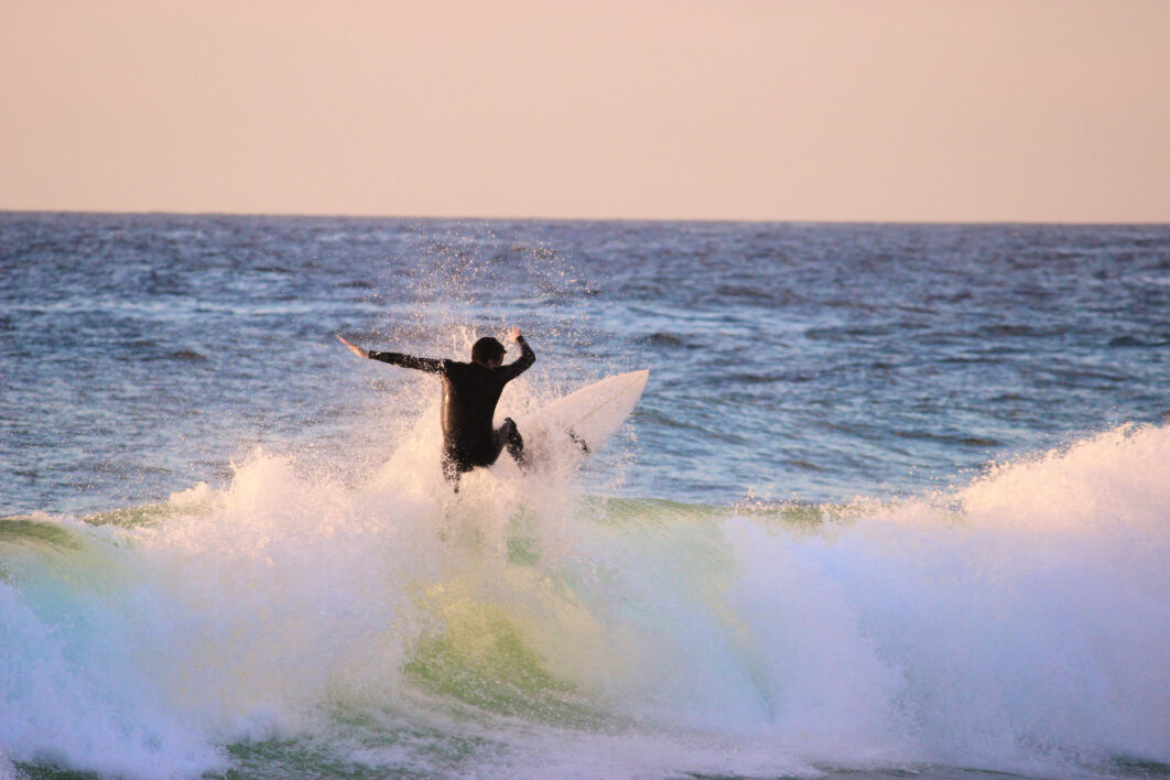 Surfer Wave Ocean